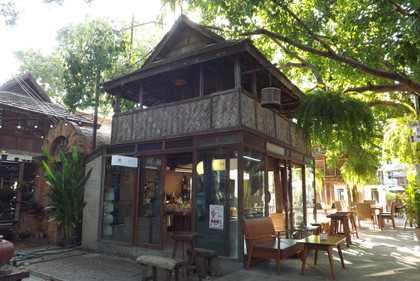お店の外観